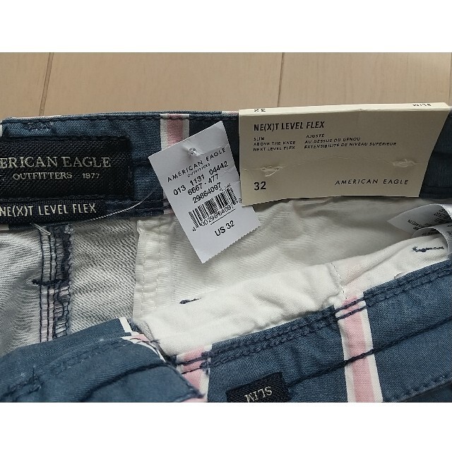 American Eagle(アメリカンイーグル)のアメリカンイーグル ストライプ ショートパンツ メンズのパンツ(ショートパンツ)の商品写真