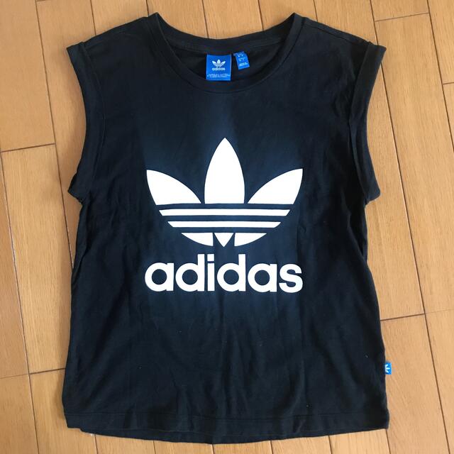 adidas(アディダス)のアディダスオリジナルス　トップス レディースのトップス(Tシャツ(半袖/袖なし))の商品写真