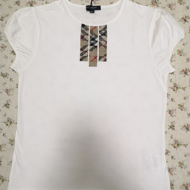 BURBERRY(バーバリー)の新品！バーバリーのTシャツ　160☆女の子キッズ キッズ/ベビー/マタニティのキッズ服女の子用(90cm~)(Tシャツ/カットソー)の商品写真