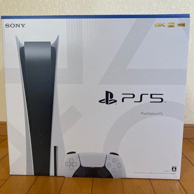 SONY(ソニー)のPS5本体　新品、未開封 エンタメ/ホビーのゲームソフト/ゲーム機本体(家庭用ゲーム機本体)の商品写真