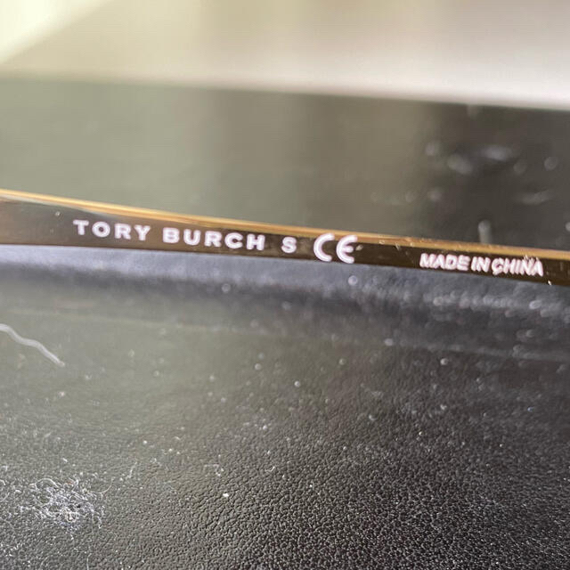 Tory Burch(トリーバーチ)のトリーバーチのサングラス レディースのファッション小物(サングラス/メガネ)の商品写真