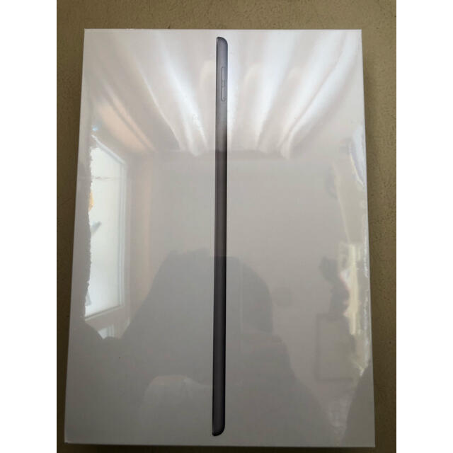 Apple(アップル)のアップル iPad (第8世代) Wi-Fi10.2㌅ 32GB スペースグレイ スマホ/家電/カメラのPC/タブレット(タブレット)の商品写真