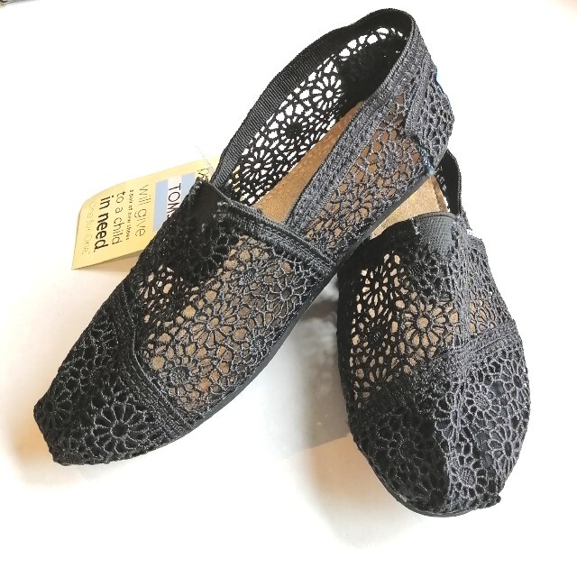 TOMS(トムズ)のTOMS トムス W7 スリッポン　レース レディースの靴/シューズ(スリッポン/モカシン)の商品写真