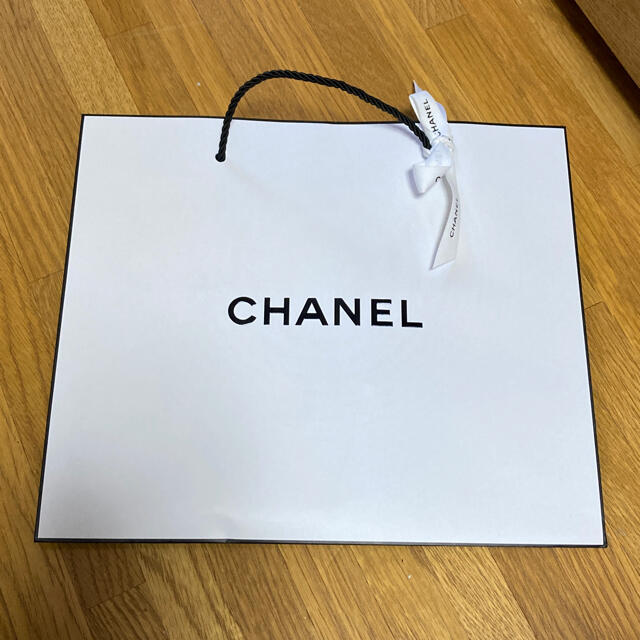 CHANEL(シャネル)のCHANEL  SHOPバー レディースのバッグ(ショップ袋)の商品写真