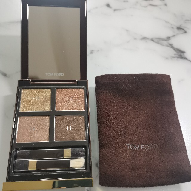 TOM FORD(トムフォード)のTOM FORD アイシャドウ　01 GOLDEN MILK コスメ/美容のベースメイク/化粧品(アイシャドウ)の商品写真