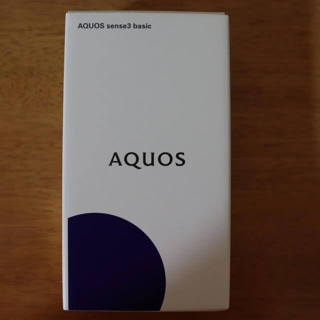 AQUOS(アクオス)のSHV48 AQUOS Sense3 basic SIMロック解除済み スマホ/家電/カメラのスマートフォン/携帯電話(スマートフォン本体)の商品写真