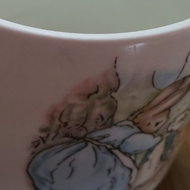 WEDGWOOD(ウェッジウッド)のウェッジウッド ピーターラビット(旧刻印)マグカップ3点セット インテリア/住まい/日用品のキッチン/食器(食器)の商品写真