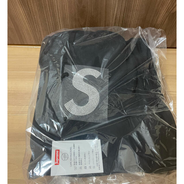 Supreme(シュプリーム)のsupreme × swarovski Slogo Hooded  メンズのトップス(パーカー)の商品写真