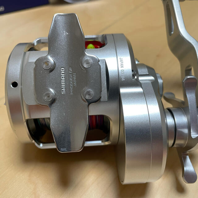 SHIMANO(シマノ)のシマノ リール 16オシアジガー 3000HG スポーツ/アウトドアのフィッシング(リール)の商品写真