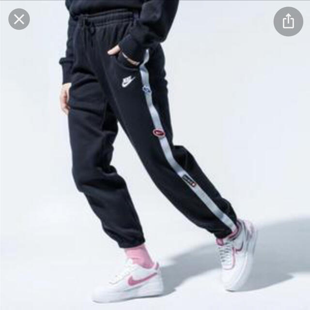 NIKE(ナイキ)の『新品』ナイキ　NIKE レディース　スウェットパンツ レディースのパンツ(カジュアルパンツ)の商品写真