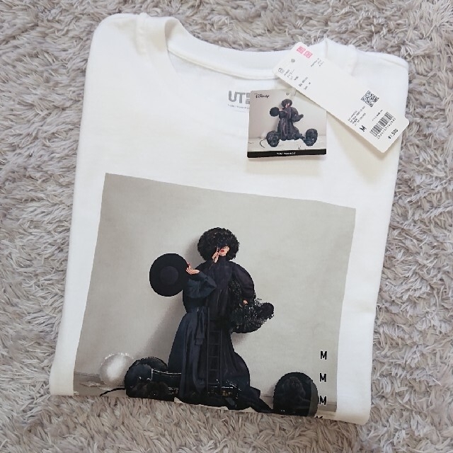 UNIQLO(ユニクロ)のユニクロ ミッキー 吉田ユニ 新品 レディースのトップス(Tシャツ(半袖/袖なし))の商品写真