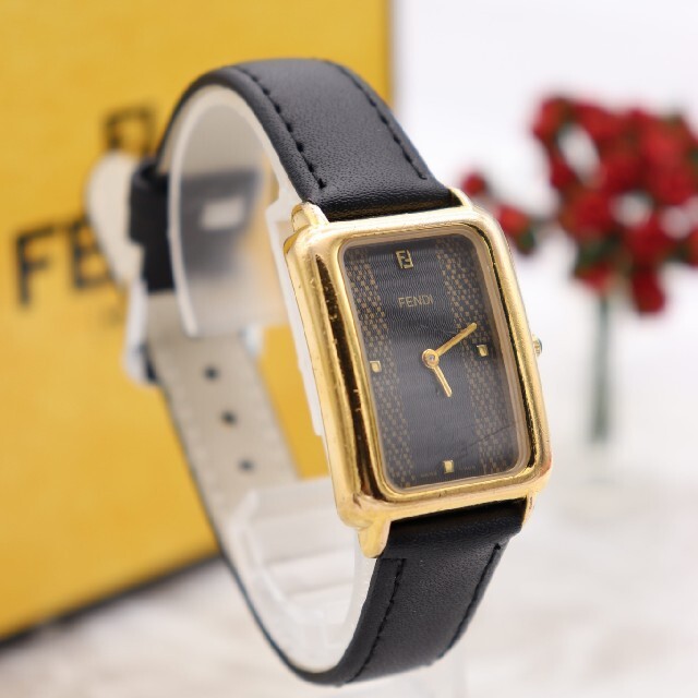 正規品【新品電池】FENDI 500J/ヴィンテージ 動作品 ズッカ柄