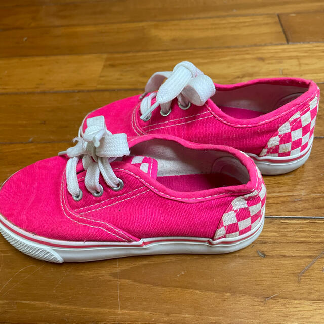 VANS(ヴァンズ)のKIDS VANS シューズ キッズ/ベビー/マタニティのキッズ靴/シューズ(15cm~)(スニーカー)の商品写真