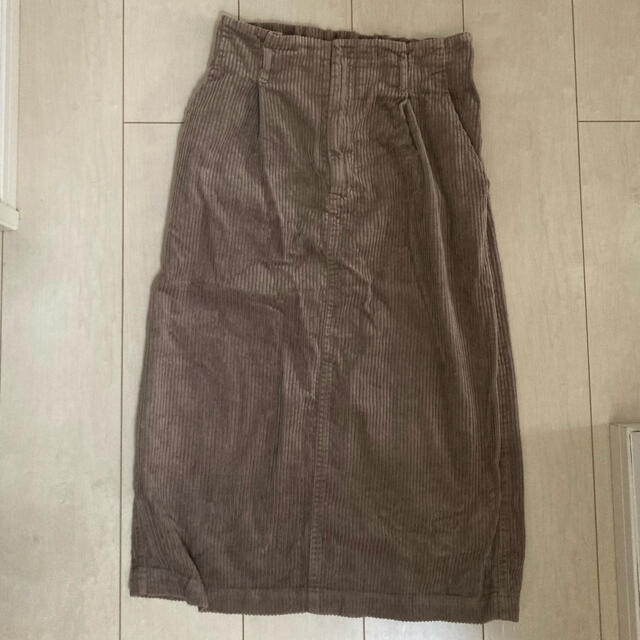 w closet(ダブルクローゼット)のコーデュロイ　ロングスカート レディースのスカート(ロングスカート)の商品写真