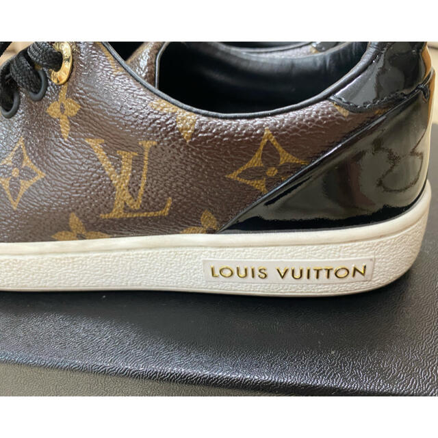 LOUIS VUITTON(ルイヴィトン)のルイヴィトン　LV スニーカー　35 レディースの靴/シューズ(スニーカー)の商品写真