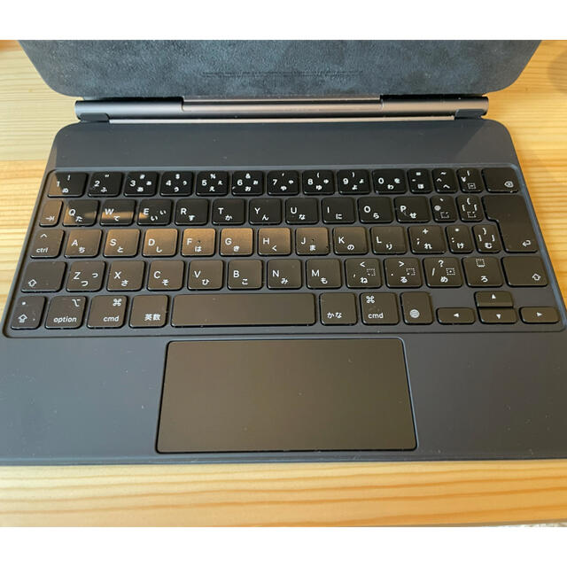 Apple(アップル)のiPad pro 11 SGY 128GB 2020 MagicKeyboard スマホ/家電/カメラのPC/タブレット(タブレット)の商品写真