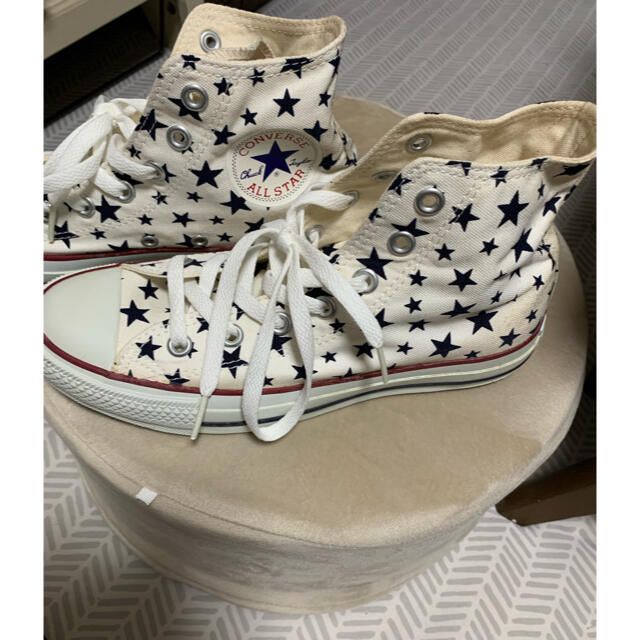 CONVERSE(コンバース)のCONVERSE 24.5  星柄 ローカット＆ハイカット 2足セット☆ レディースの靴/シューズ(スニーカー)の商品写真