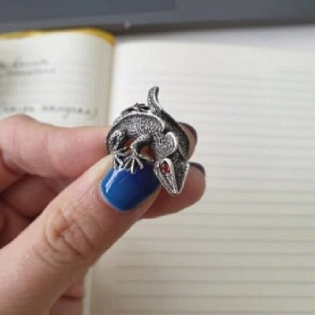 カメレオン　トカゲ　爬虫類　指輪　リング メンズのアクセサリー(リング(指輪))の商品写真