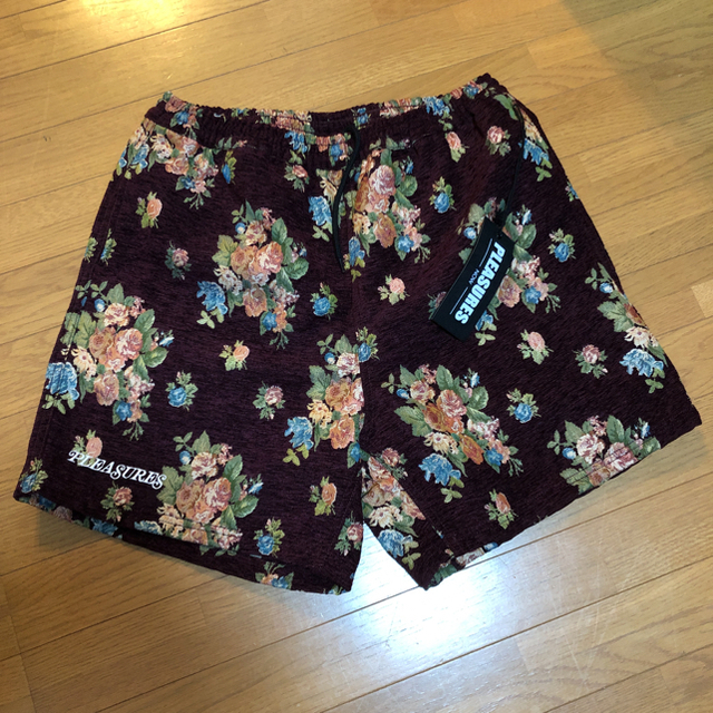 UNITED ARROWS(ユナイテッドアローズ)の＜PLEASURES＞ WVN FLORAL SRT/ショーツ　Lサイズ メンズのパンツ(ショートパンツ)の商品写真