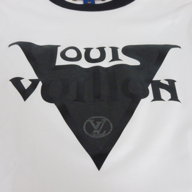 LOUIS VUITTON(ルイヴィトン)のルイ・ヴィトン クルーネック XS LVミッドナイト 半袖Ｔシャツ 1A63EO レディースのトップス(Tシャツ(半袖/袖なし))の商品写真