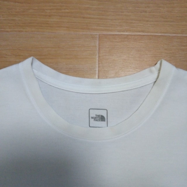 THE NORTH FACE(ザノースフェイス)のmio様専用　ノースフェイスTシャツ、スモールBoxロゴTシャツ レディースのトップス(Tシャツ(半袖/袖なし))の商品写真