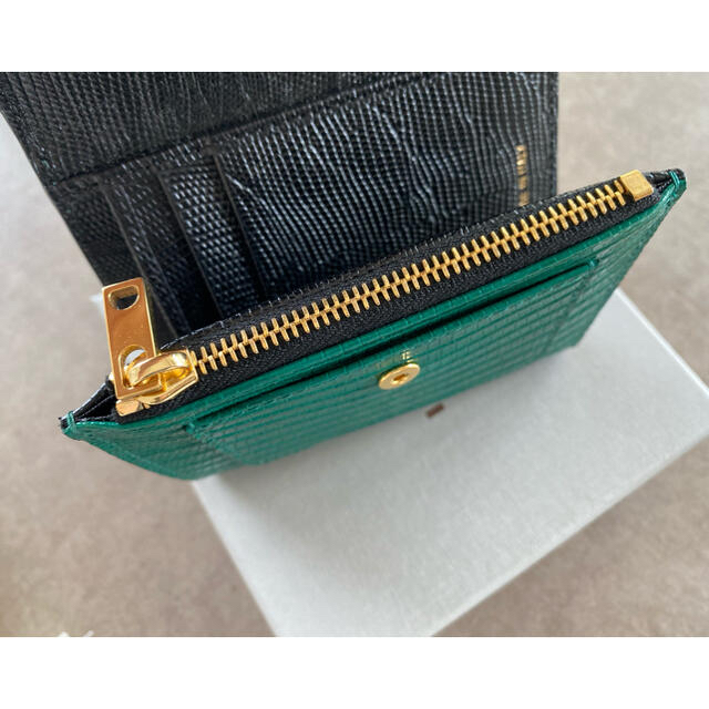 Marni(マルニ)の新品未使用　MARNI マルニ　レア　クロコ　ミニ財布　お財布　コンパクト財布 レディースのファッション小物(財布)の商品写真