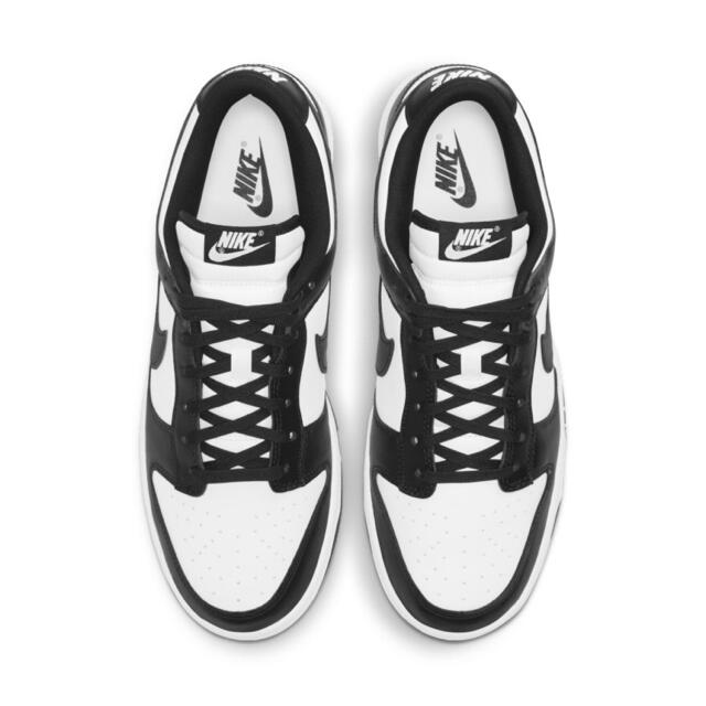 NIKE(ナイキ)の28cm (メンズ27.5cm) NIKE WMNS DUNK LOW 黒 白 メンズの靴/シューズ(スニーカー)の商品写真