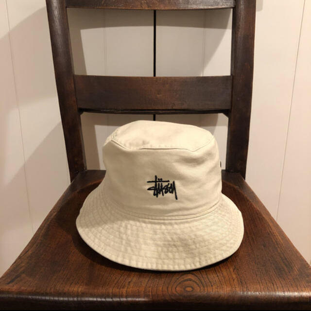 STUSSY(ステューシー)のSTUSSY 帽子 バケハ レディースの帽子(ハット)の商品写真