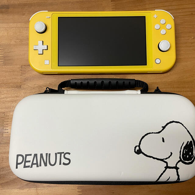 Nintendo Switch Lite スヌーピーケース あつまれどうぶつの森