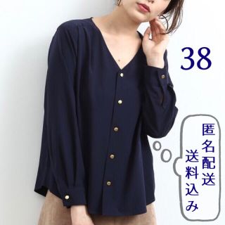 ロペピクニック(Rope' Picnic)の新品 Vネックゴールド釦ブラウス 紺ネイビー38（M）ロペピクニック(シャツ/ブラウス(長袖/七分))