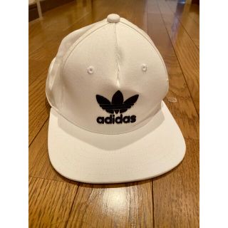 アディダス(adidas)のadidas  アディダス　キャップ　レディース(キャップ)