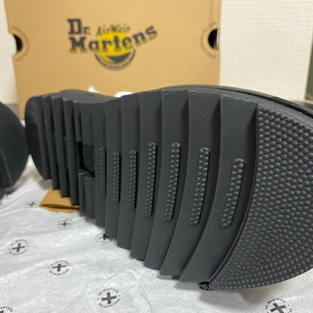 Dr.Martens(ドクターマーチン)の新品　Dr.Martens MYLES ドクターマーチンサンダル　UK5 レディースの靴/シューズ(サンダル)の商品写真