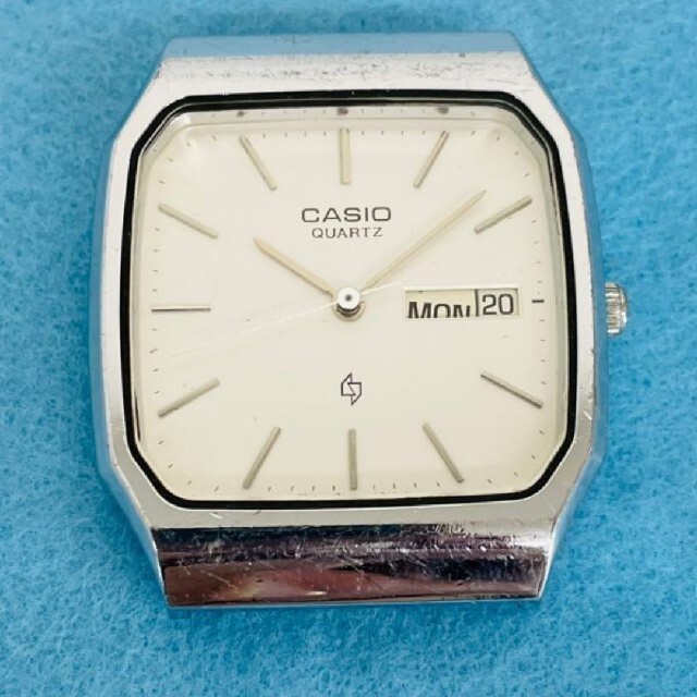 ◇CASIO カシオ MQ-900W クオーツ 腕時計 デイデイト 稼働