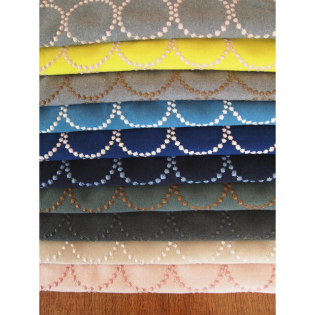 ユミントさん専用 ミナペルホネン ハンドメイド スツール ユミントさん専用 ミナペルホネン ハンドメイド スツール