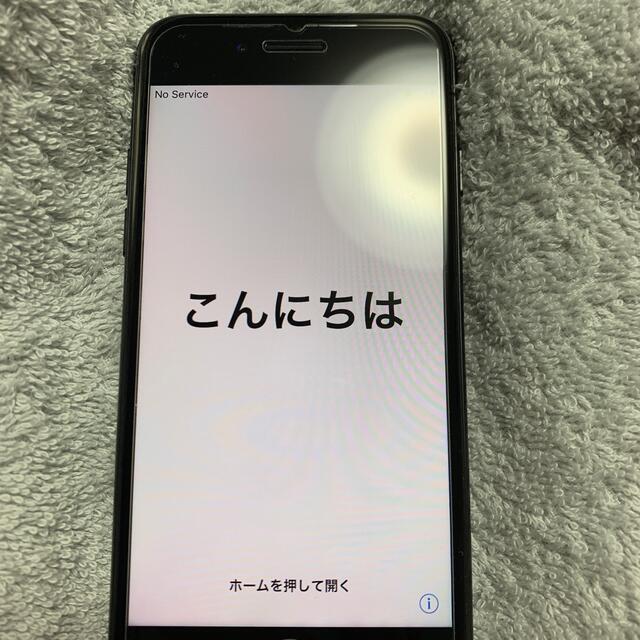 Apple(アップル)のiPhone7 128GB MAD BLACK スマホ/家電/カメラのスマートフォン/携帯電話(スマートフォン本体)の商品写真