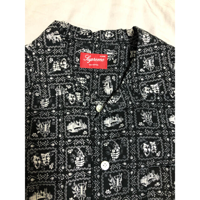 Supreme(シュプリーム)のXL supreme 半袖シャツ 柄シャツ　アロハ　Ｌ メンズのトップス(シャツ)の商品写真