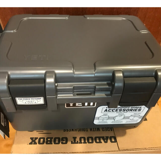 YETI LOADOUT GO BOX チャコール USA製 新品 ギアボックス YETI LOADOUT GO BOX チャコール USA製 新品 ギアボックス