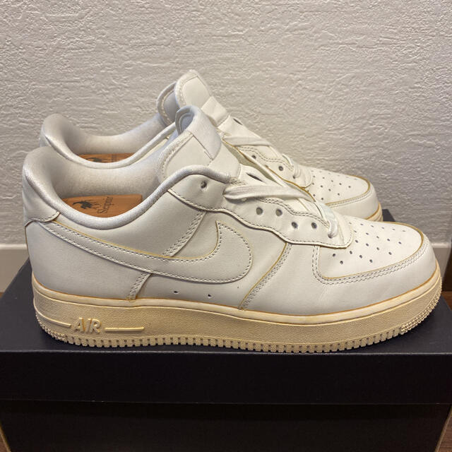 NIKE(ナイキ)のNIKE AIR FORCE 1 '07 LV8 "MADE YOU LOOK" メンズの靴/シューズ(スニーカー)の商品写真