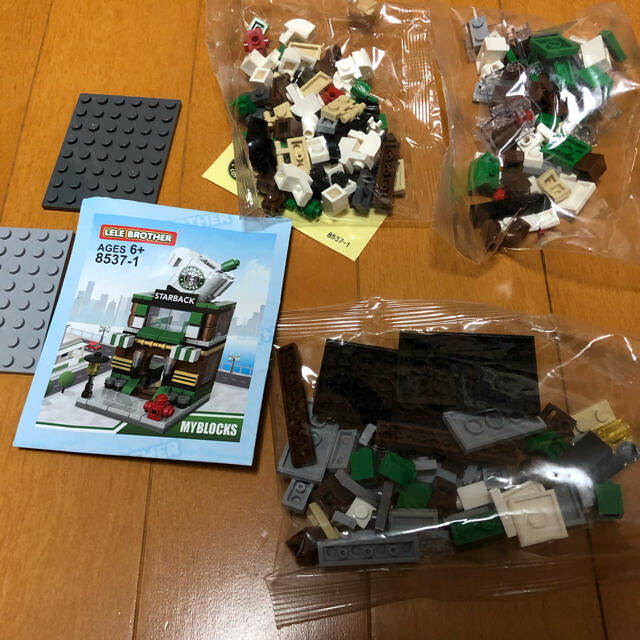 LEGO 互換性　スタバ風 レゴ　ビルディングブロック　ショップ　おもちゃ エンタメ/ホビーのおもちゃ/ぬいぐるみ(模型/プラモデル)の商品写真