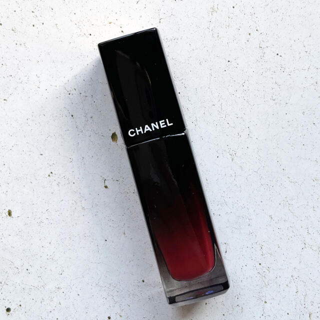 CHANEL(シャネル)のルージュ アリュール ラック 72 コスメ/美容のベースメイク/化粧品(リップグロス)の商品写真