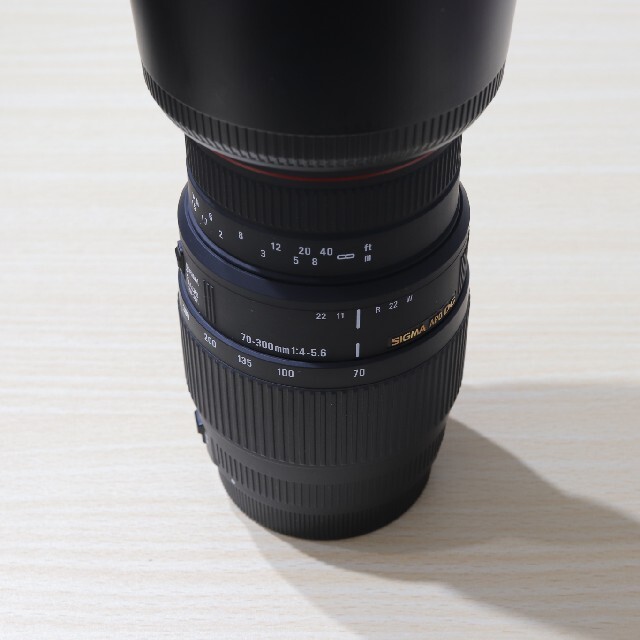 SIGMA(シグマ)の イマイ様専用 SIGMA APO 70-300mm F4.0-5.6 DG スマホ/家電/カメラのカメラ(レンズ(ズーム))の商品写真