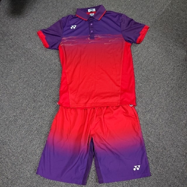 YONEX(ヨネックス)のわさび様専用　ヨネックス* ユニフォーム上下(L)  スポーツ/アウトドアのテニス(ウェア)の商品写真