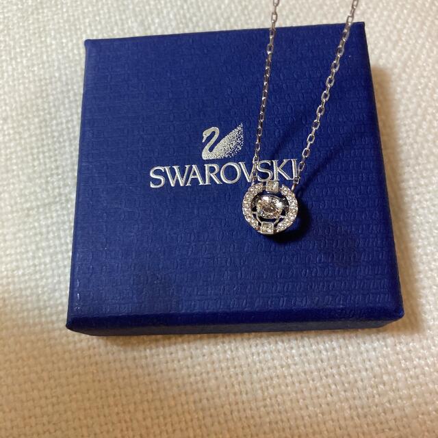 SWAROVSKI(スワロフスキー)のSWAROVSKI箱付き レディースのアクセサリー(ネックレス)の商品写真