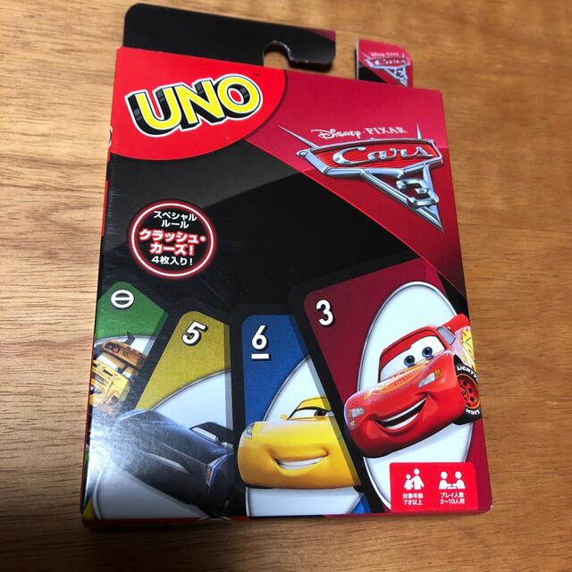 Disney(ディズニー)のUNO  ウノ　カーズ　新品 エンタメ/ホビーのテーブルゲーム/ホビー(トランプ/UNO)の商品写真