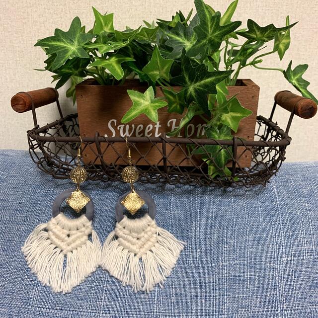 ピアス ハンドメイドのアクセサリー(ピアス)の商品写真