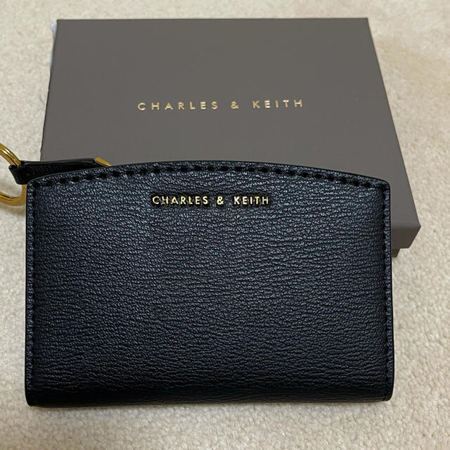 Charles and Keith(チャールズアンドキース)のチャールズ＆キース  ミニウォレット レディースのファッション小物(財布)の商品写真