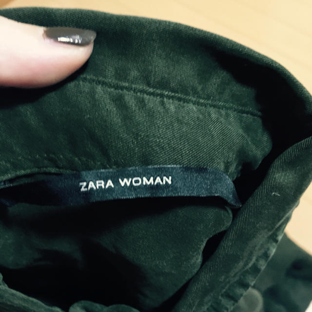 ZARA(ザラ)のミリタリーシャツ レディースのトップス(シャツ/ブラウス(長袖/七分))の商品写真