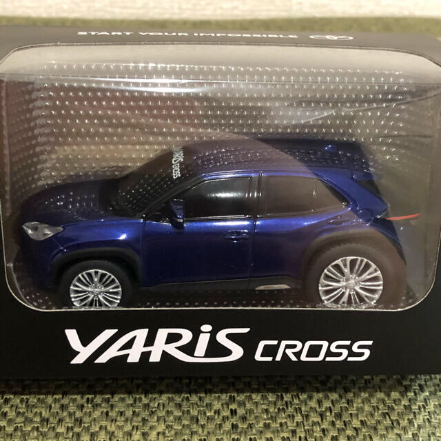 トヨタ(トヨタ)のトヨタ　YARIS CROSS  プルバックカー　 エンタメ/ホビーのおもちゃ/ぬいぐるみ(ミニカー)の商品写真