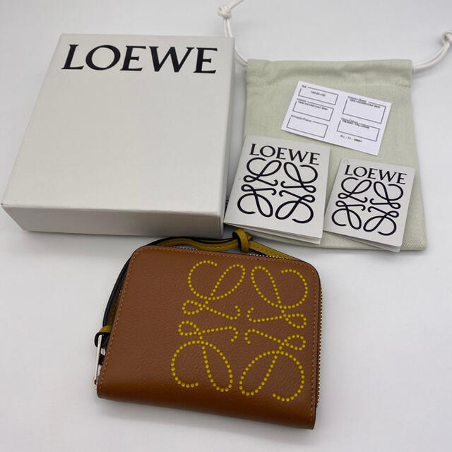 loewe 財布