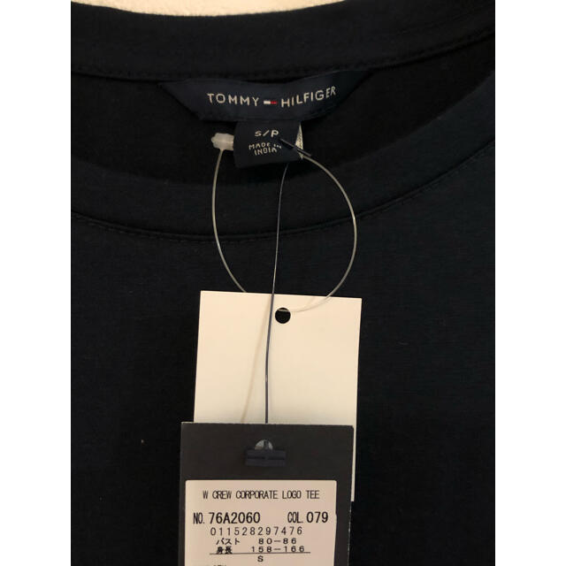 TOMMY HILFIGER(トミーヒルフィガー)の【新品未使用】トミーヒルフィガー レディース タグ付Tシャツ レディースのトップス(Tシャツ(半袖/袖なし))の商品写真